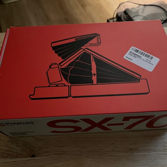 SX 70 Refurbished Vintage Polaroid Camera